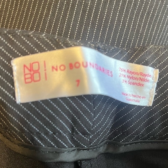 No boundaries size 7 girls dress pants - Picture 4 of 5